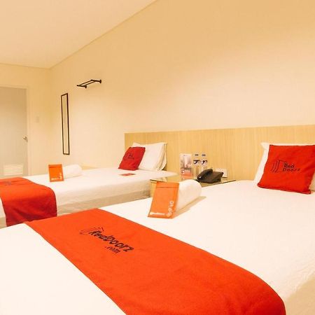 Reddoorz Plus @ Kaizen Suites Taft Avenue Manila Bagian luar foto
