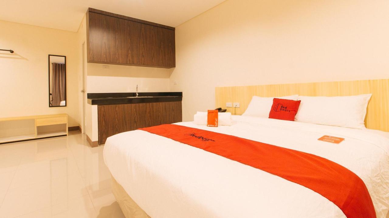 Reddoorz Plus @ Kaizen Suites Taft Avenue Manila Bagian luar foto