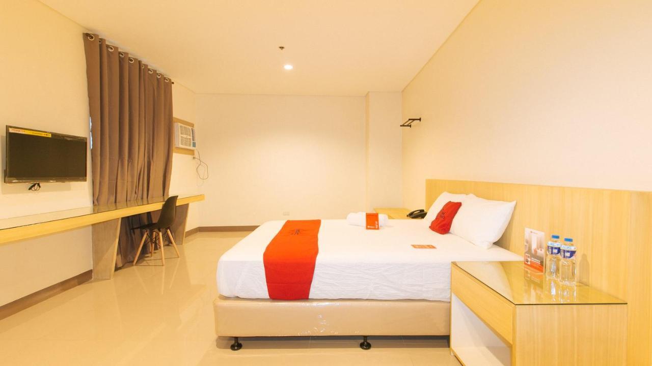 Reddoorz Plus @ Kaizen Suites Taft Avenue Manila Bagian luar foto