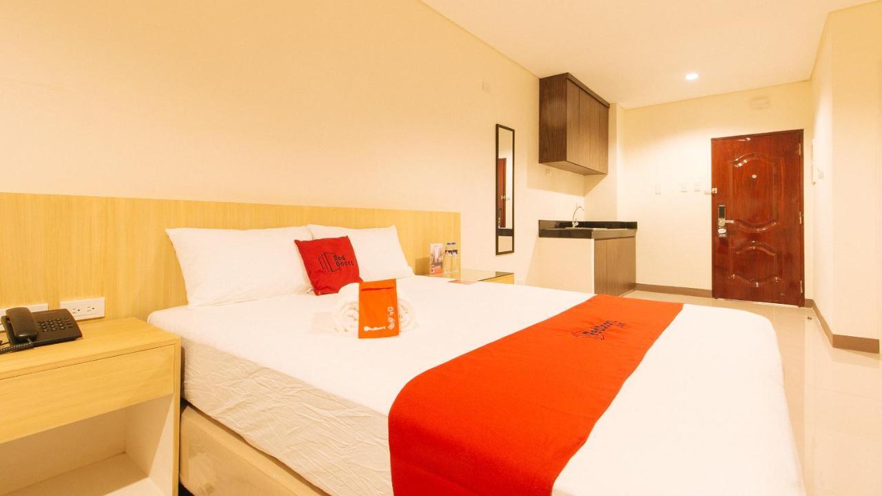 Reddoorz Plus @ Kaizen Suites Taft Avenue Manila Bagian luar foto