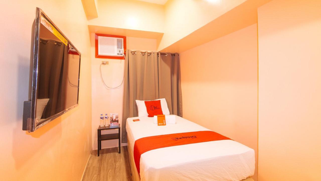 Reddoorz Plus @ Kaizen Suites Taft Avenue Manila Bagian luar foto
