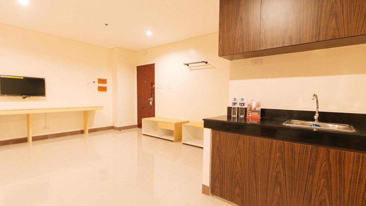 Reddoorz Plus @ Kaizen Suites Taft Avenue Manila Bagian luar foto