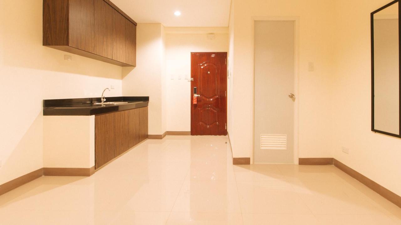 Reddoorz Plus @ Kaizen Suites Taft Avenue Manila Bagian luar foto